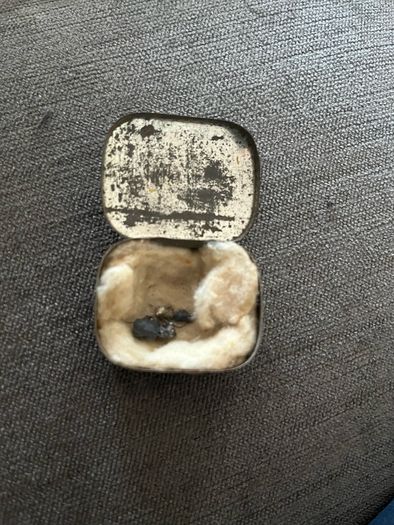 Vintage Wireless Crystal Box