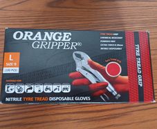 Orange Gripper nitrile tyre tread disposable gloves  size 9/ L  100pcs