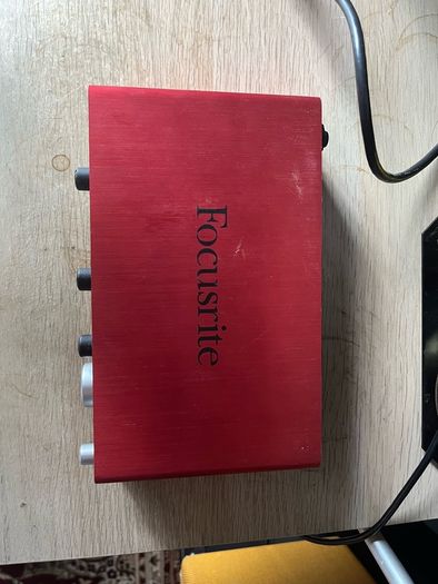 Focusrite Scarlett 2i4