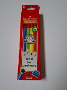 12 Junior Triangular Pencils & Sharpener