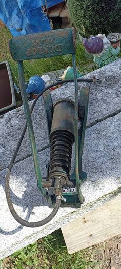 Giant Dunlop Foot Pump