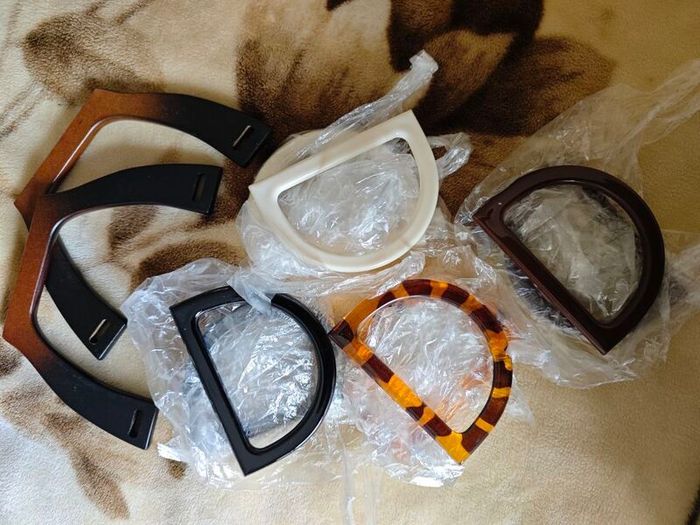 Bag handles