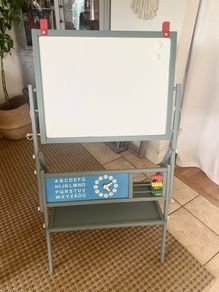 Kids whiteboard/ blackboard