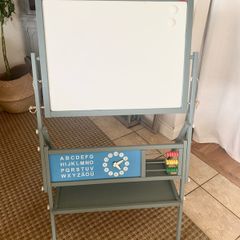 Kids whiteboard/ blackboard