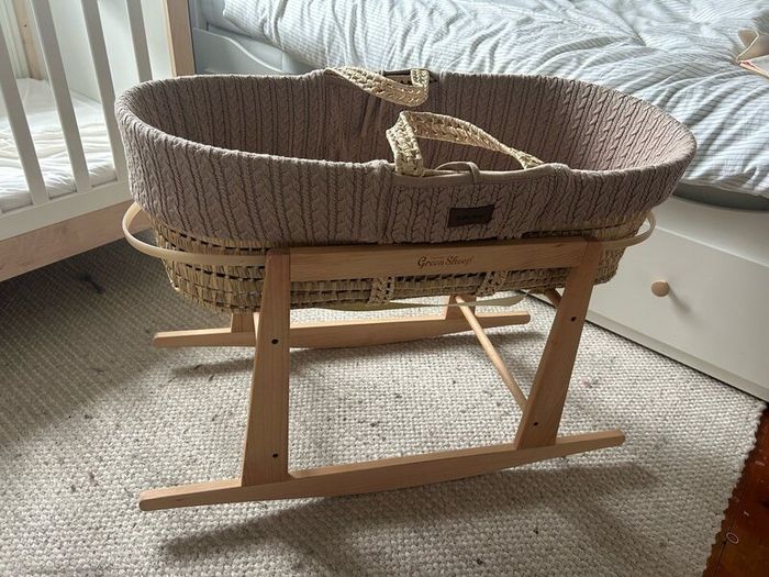 Little Green Sheep Moses Basket & Rocking Stand