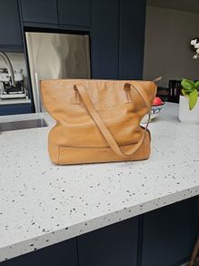 Genuine Fossil brown leather ladies shoulder bag