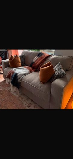 New sofa bed sold with warranty & 2 pillows