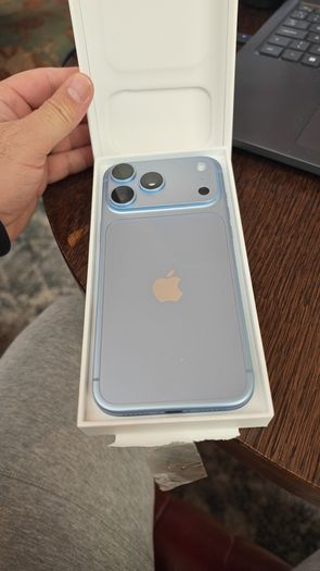 iPhone 18 Pro Max 256gb Glacier EU model. 1 week old. Trade-in/Swaps Welcome