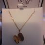 9 carat gold locket Image 4