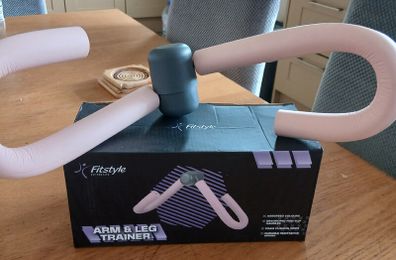 Arm & leg  trainer 6 euro