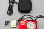 Nikon Coolpix S2600 14MP Compact Digital Camera 5x Nikkor Red - Full Kit