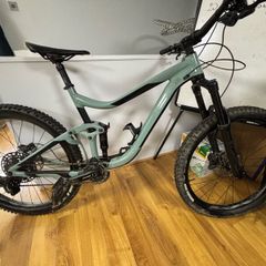 2020 Giant Reign 2 Large Teal Grey  950