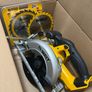 De Walt Cordless Circular Saw & extra blade Image 5