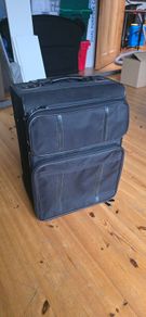 Compact laptop travel suitcase