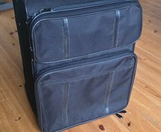 Compact laptop travel suitcase