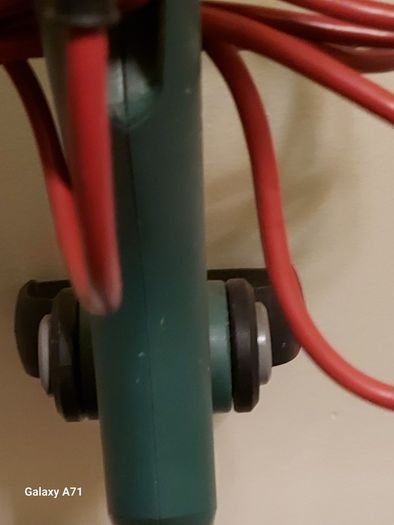 Bosch Easy 23cm Garden Strimmer in very good condition