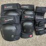 Kids Boot-skates UK10-13 & pads Image 8