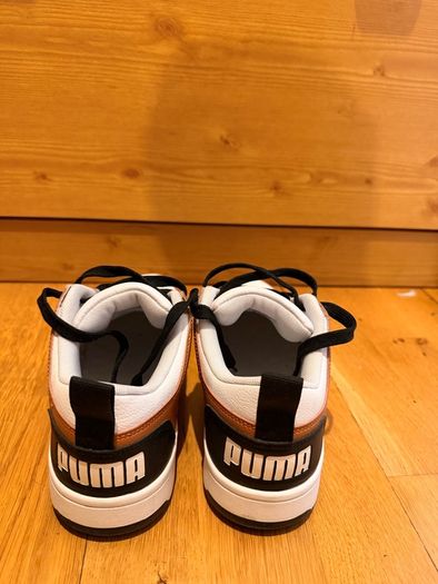 Puma Sneakers