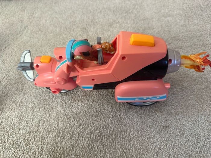 Paw Parol cars