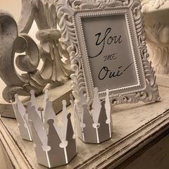 ShabbyChic Home Decor Bundle Fame..Set of 3crown tea light holders and Wreath with lace