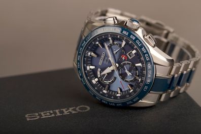 Seiko Astron SBXB043
