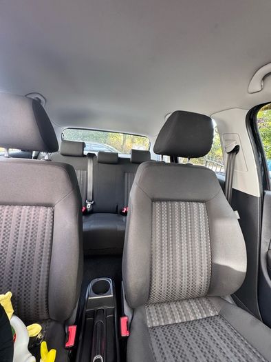 2015 Volkswagen Polo, 1.0L only 63000km