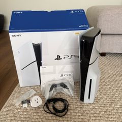 PlayStation 5 Slim 1TB Disc Edition Excellent Condition