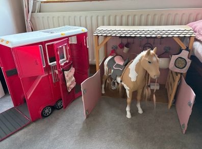 our generation horse and accessories