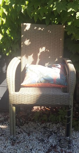 garden chairs