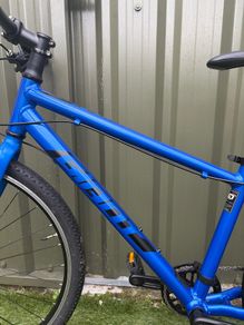 Giant 24 inch bike - perfect condition