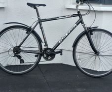 Hybrid Style Gents Raleigh Bike Used