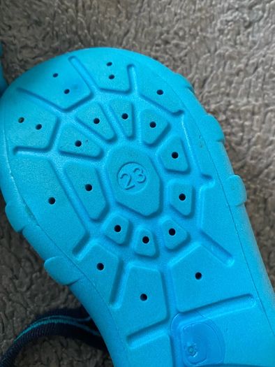 Boys shoes size 22(uk5)-27(uk8.5)