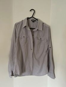 DKNY shirt (S)