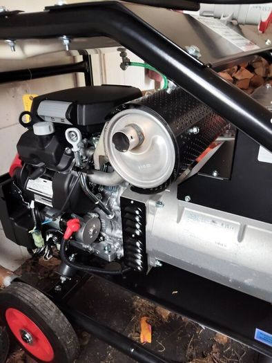 Maxflow 15 kVA Three-Phase Generator  Honda GX690