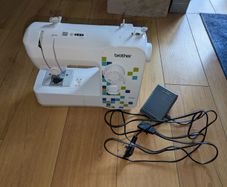 Sewing machine brother