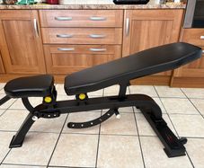 Strengthmax  Pro Series Commercial Weight Bench, Save 350 Euro!!