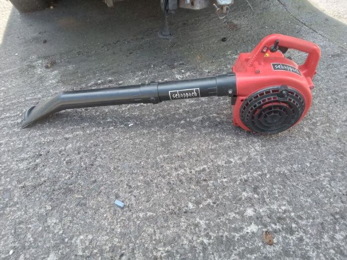 leafblower