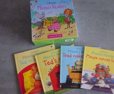 Usborne Phonics Set of 20 + 6 assorted books