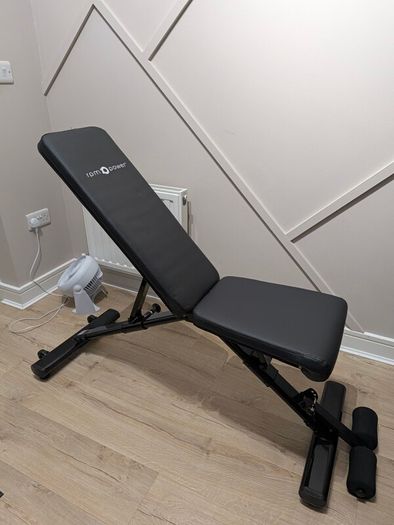 Bench, Barbell Stand, Ez Curl, Olympic plates