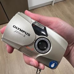 Olympus Mju II 35mm (Prime Lens)