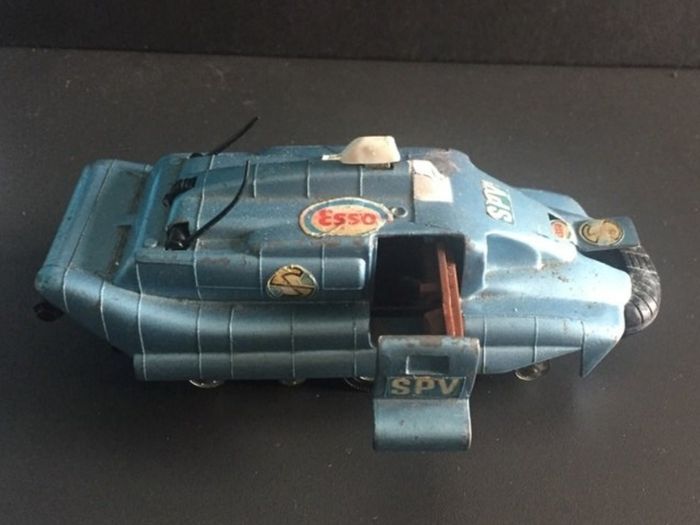 Vintage Dinky spectrum pursuit vehicle from 1970s