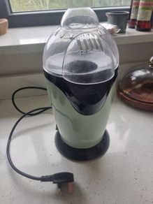 Giles & Posner Popcorn Maker