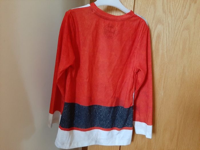 Boys Christmas Santa top 6-7 yr
