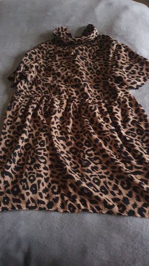 dresses size M