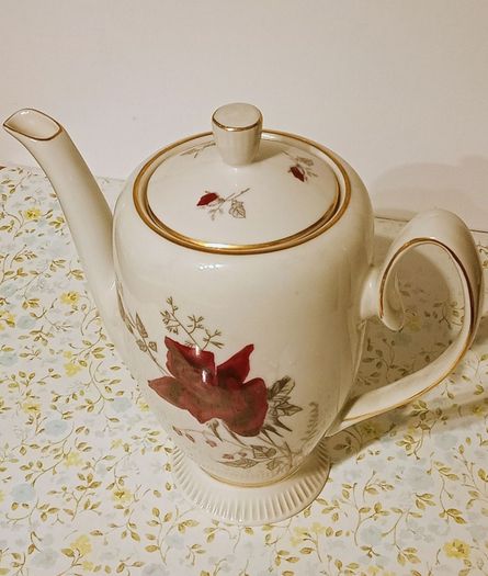 Vintage Chocolate Porcelain Red Rose Design.