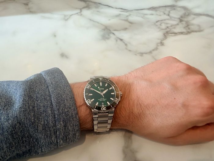 Oris Aquis Date
