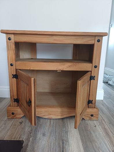 Corner unit
