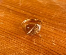 gold  mans ring
