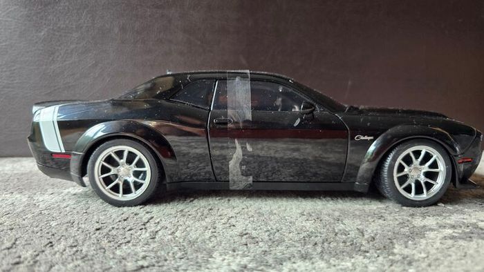 1:18 Solido Dodge Challanger hellcat