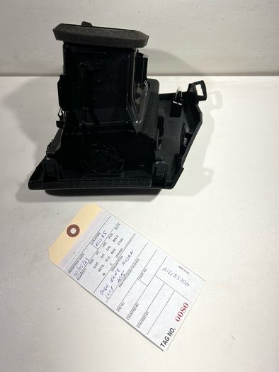 2015 Nissan Leaf Centre Left Side Air Vent A1l1b510g.